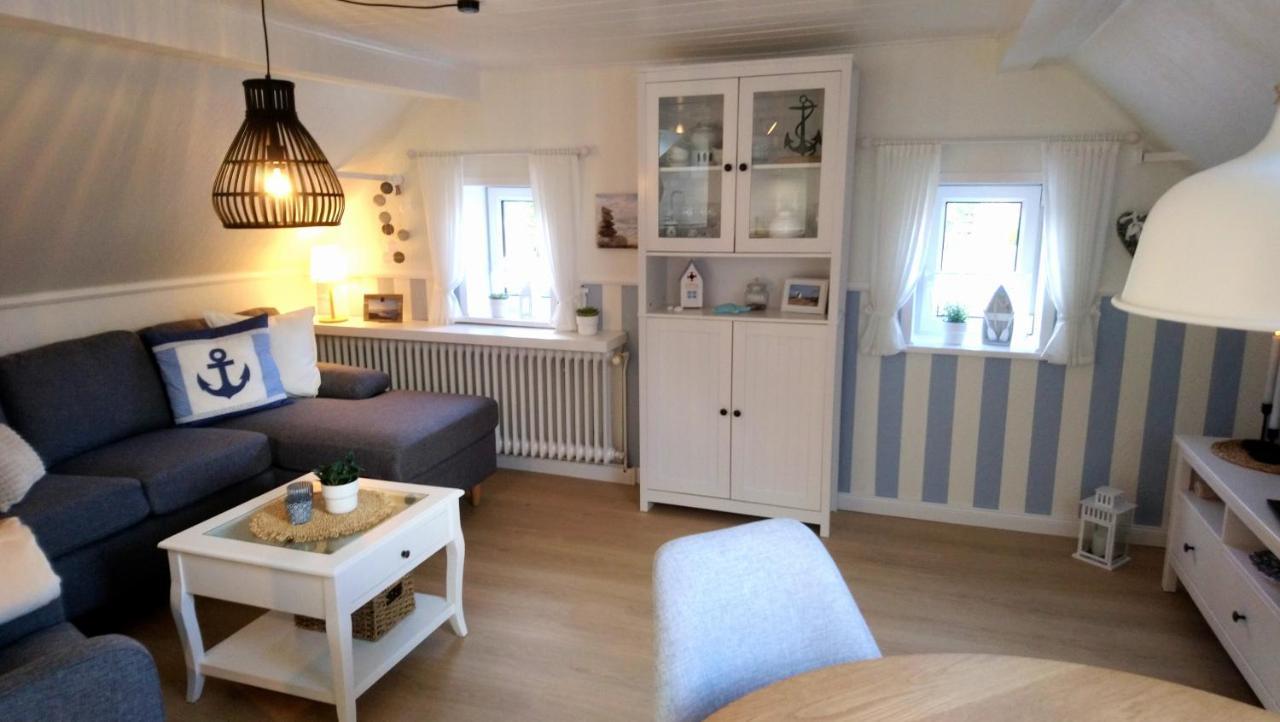 Ferienwohnung Achterdeck - Alte Schmiede Neugarmssiel Schillig Bagian luar foto